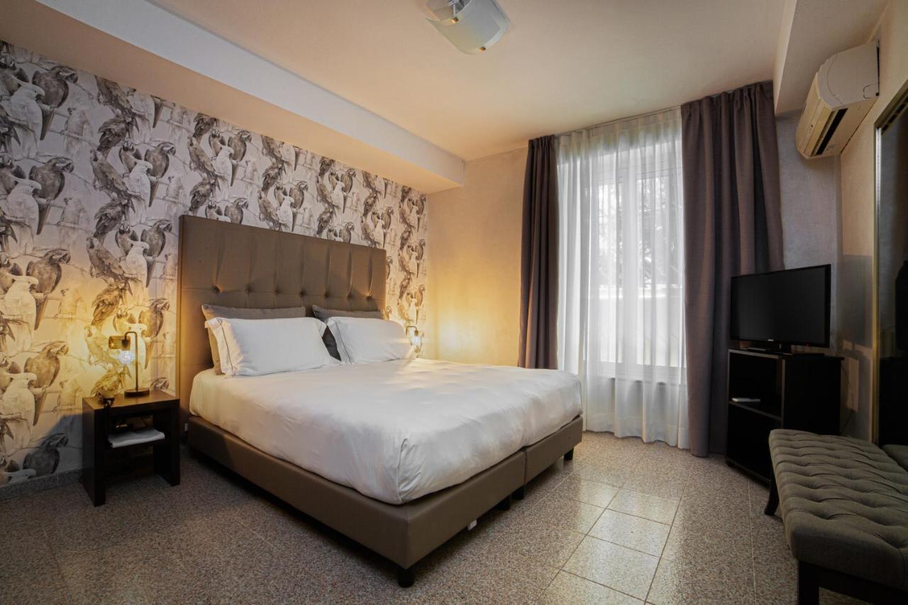 Hotel Villa Elisa & Spa บอร์ดิเกรา ภายนอก รูปภาพ