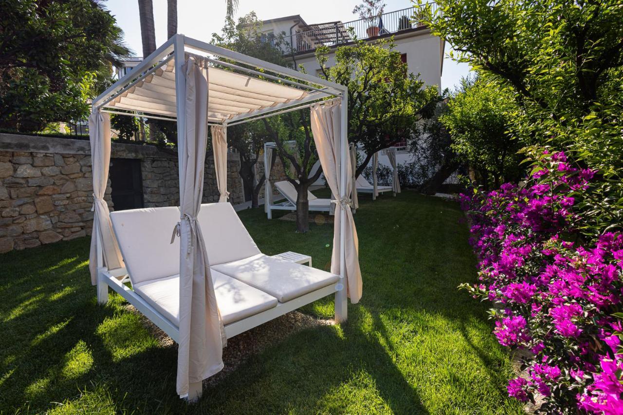 Hotel Villa Elisa & Spa บอร์ดิเกรา ภายนอก รูปภาพ