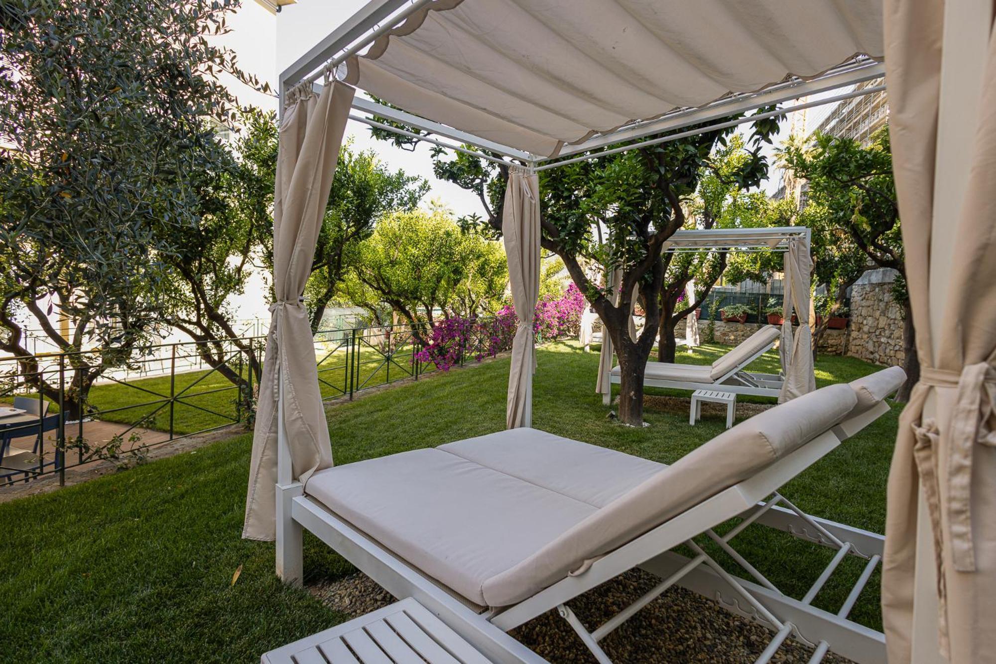 Hotel Villa Elisa & Spa บอร์ดิเกรา ภายนอก รูปภาพ