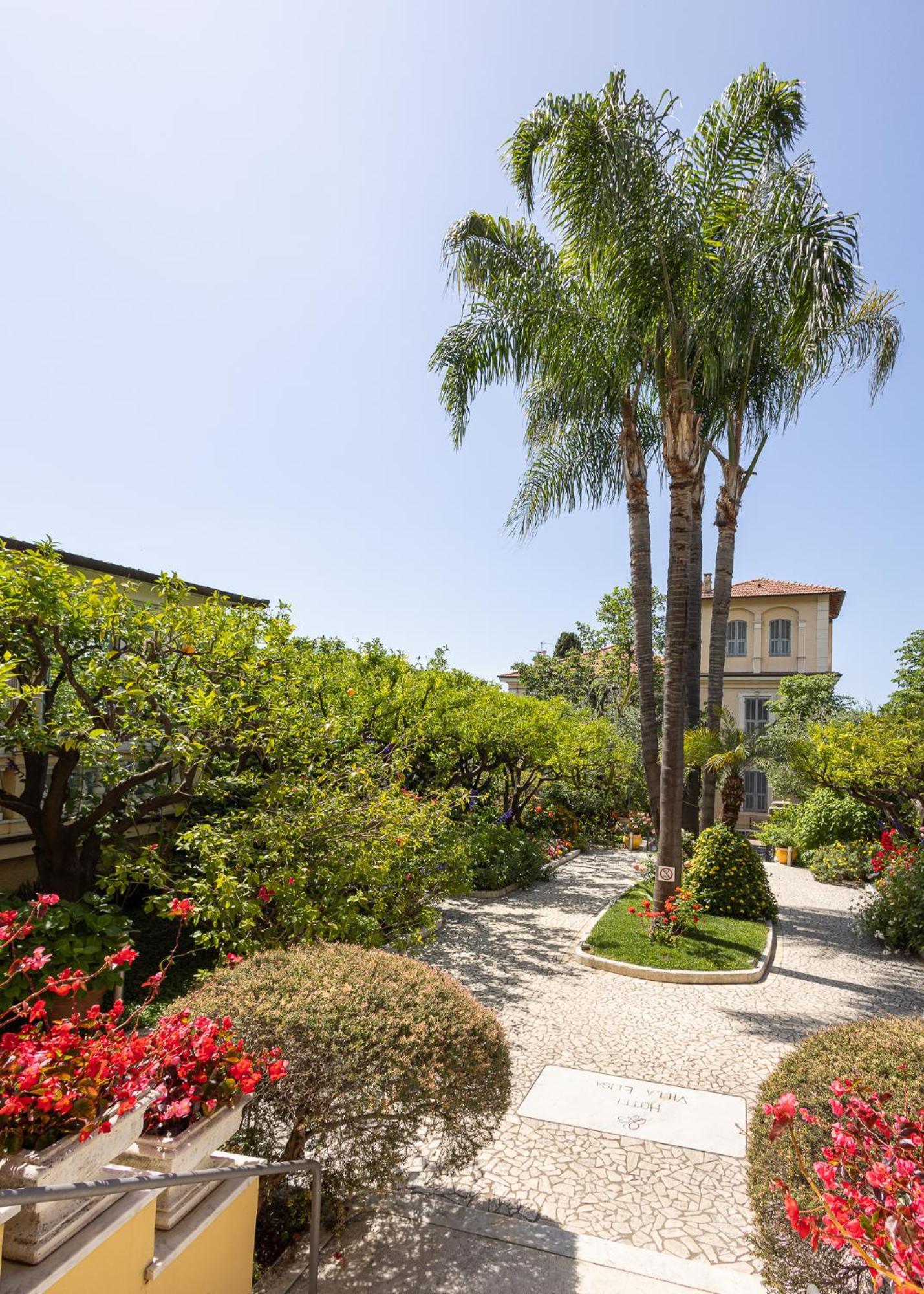 Hotel Villa Elisa & Spa บอร์ดิเกรา ภายนอก รูปภาพ